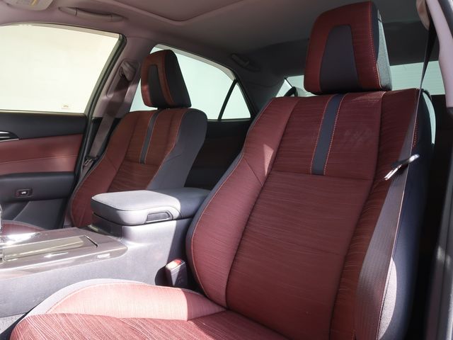 Toyota CROWN SEDAN 2013-05 181532-15