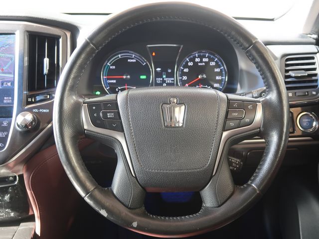 Toyota CROWN SEDAN 2013-05 181532-11