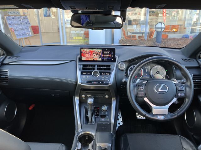 Lexus NX 2018-02 687-3