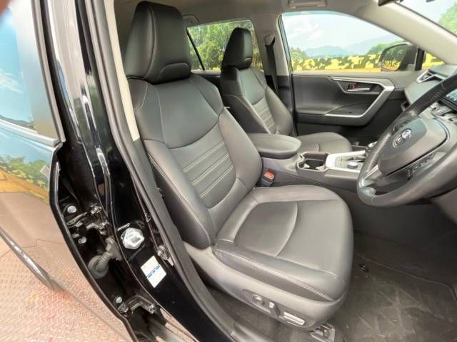 Toyota RAV4 2019-06 23498-8