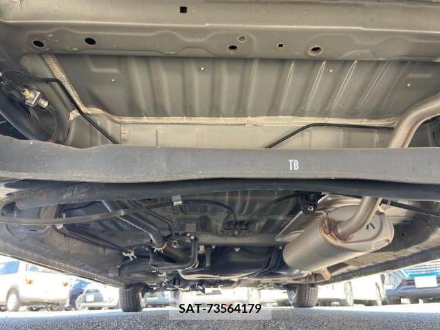 Honda N BOX CUSTOM 2020-04 329839-19