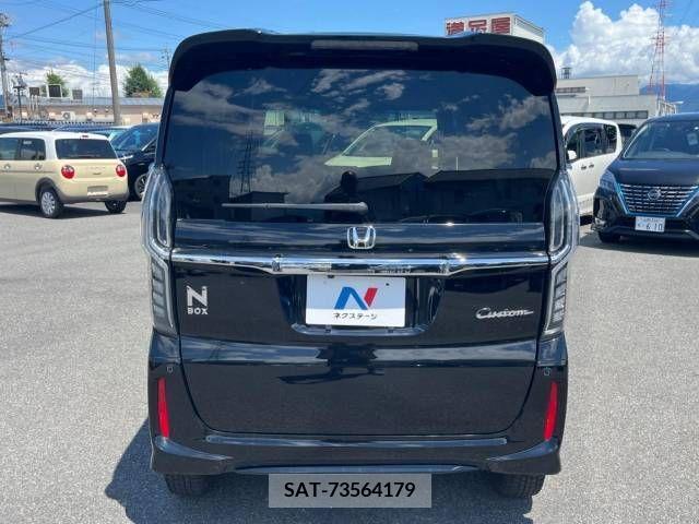 Honda N BOX CUSTOM 2020-04 329839-15