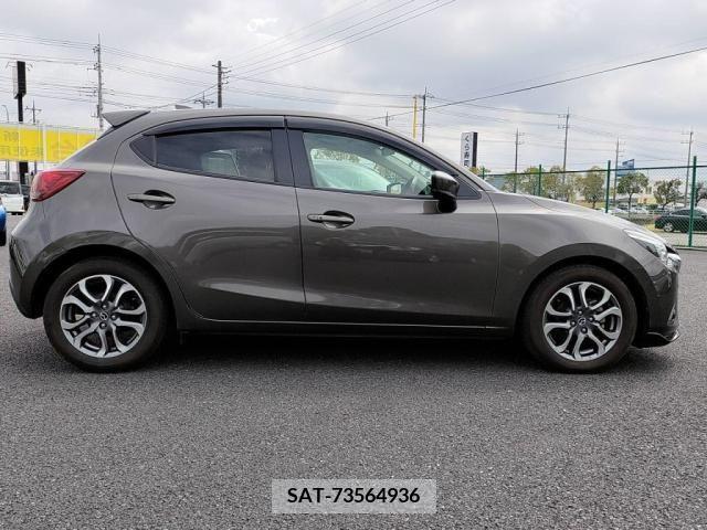 Mazda DEMIO 2018-09 252242-10