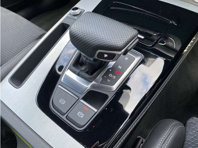 Audi Q5 2021-07 24386-12