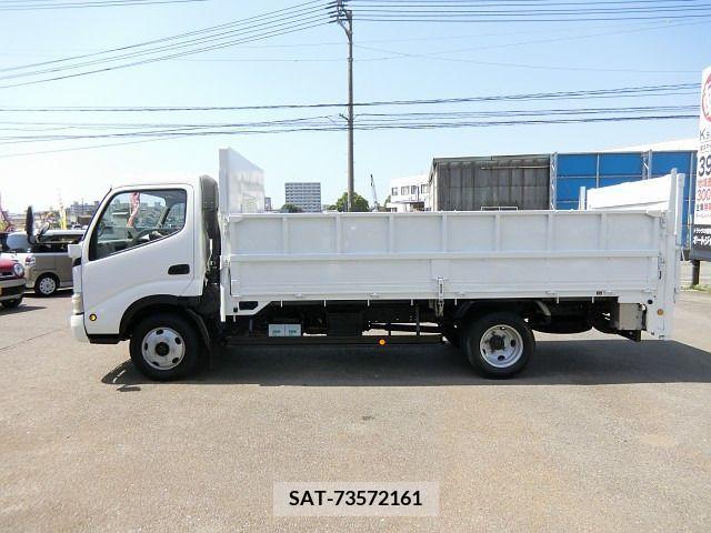 Hino DUTRO 2008-08 245569-8