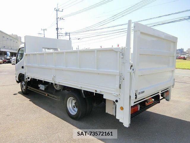 Hino DUTRO 2008-08 245569-6