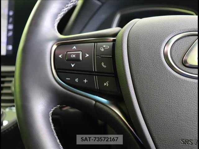 Lexus LS 2021-03 243507-9