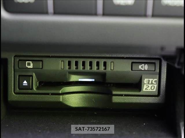 Lexus LS 2021-03 243507-7