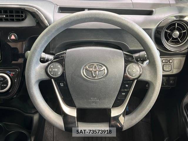 Toyota AQUA 2019-07 380561-11