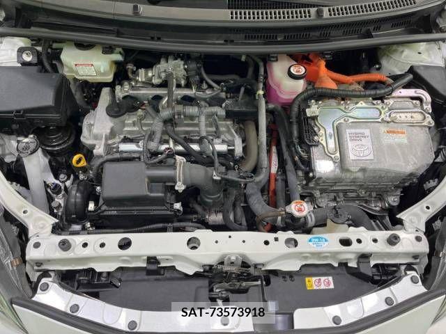 Toyota AQUA 2019-07 380561-18