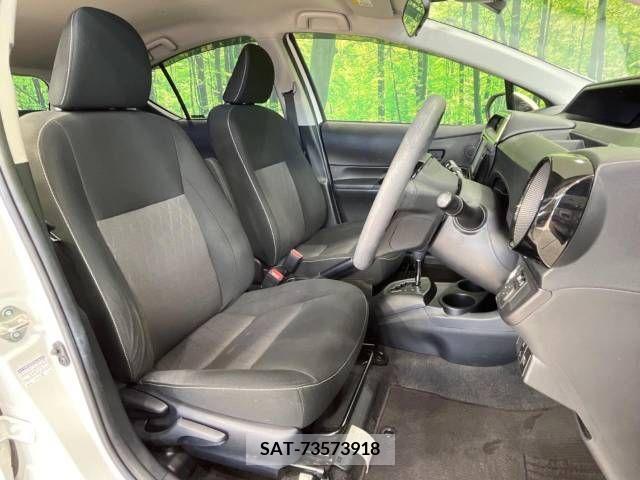 Toyota AQUA 2019-07 380561-8