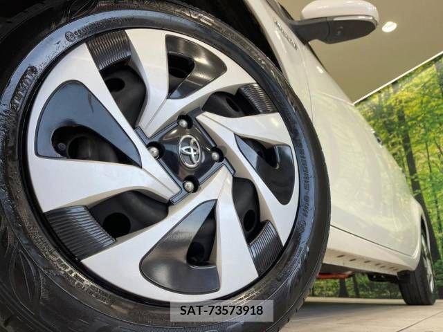 Toyota AQUA 2019-07 380561-13