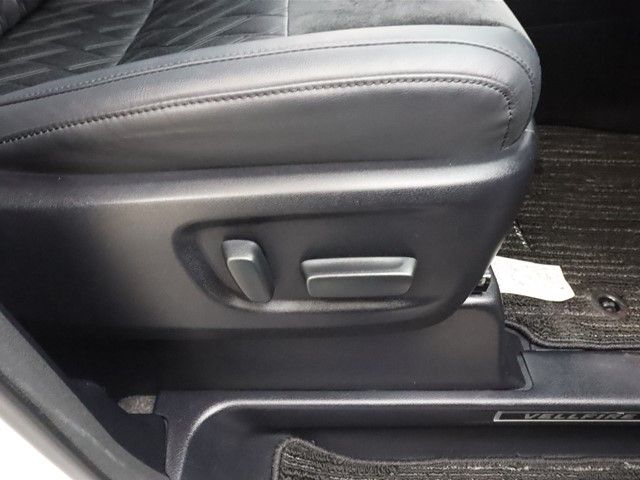 Toyota VELLFIRE 2015-03 194384-26