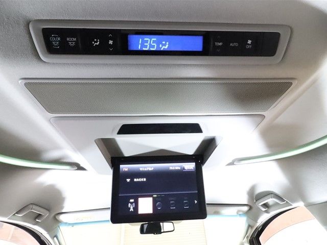 Toyota VELLFIRE 2015-03 194384-17