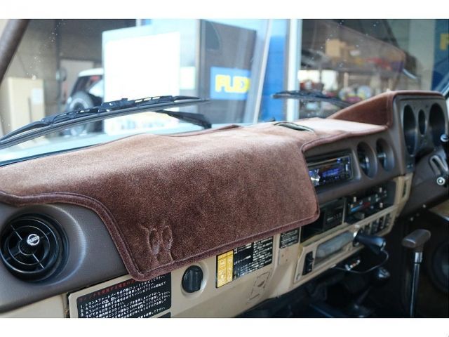 Toyota LAND CRUISER 1987-01 5805-12