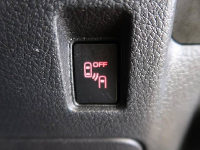 Subaru WRX STI 2018-04 23564-8