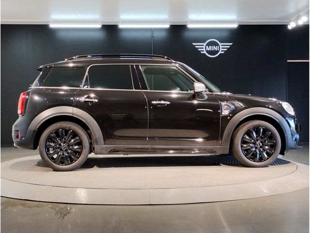 Bmw MINI 2018-04 23973-7
