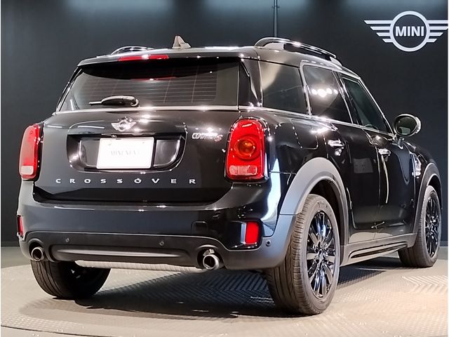 Bmw MINI 2018-04 23973-2