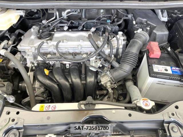 Toyota VOXY 2019-01 348714-18
