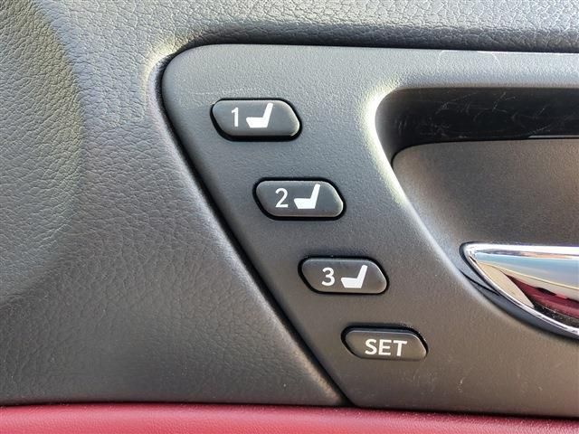 Lexus IS 2015-05 573-15