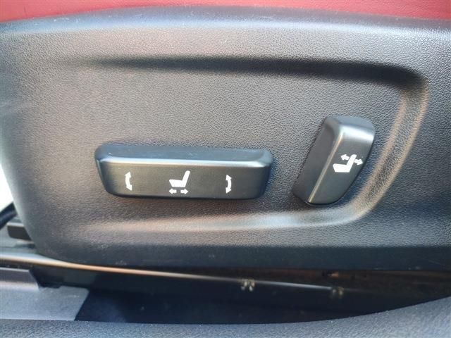 Lexus IS 2015-05 573-14