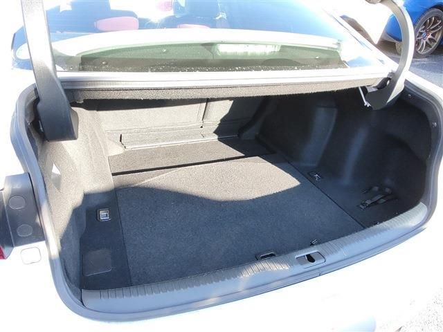 Lexus IS 2015-05 573-18
