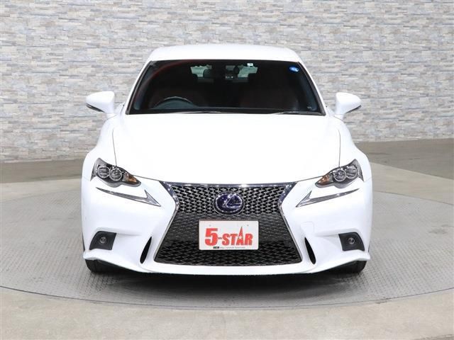 Lexus IS 2015-05 573-3