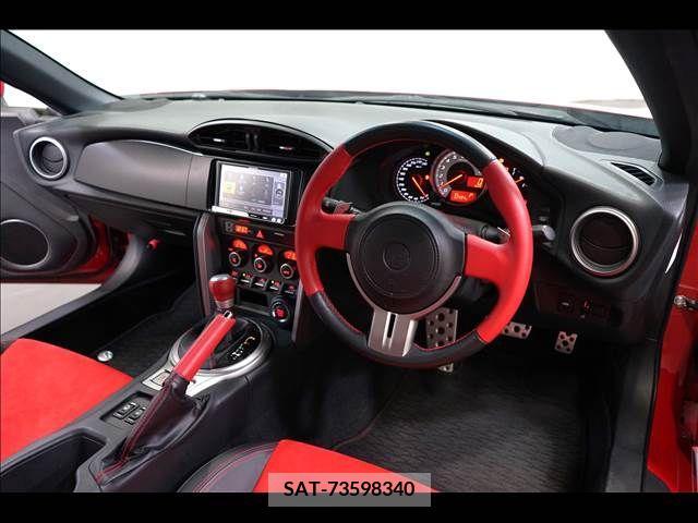 Toyota 86 2012-11 269904-1