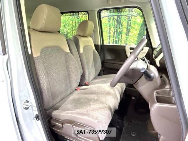 Honda N BOX 2021-04 215044-8
