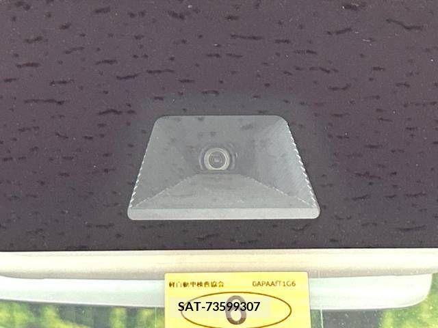 Honda N BOX 2021-04 215044-2