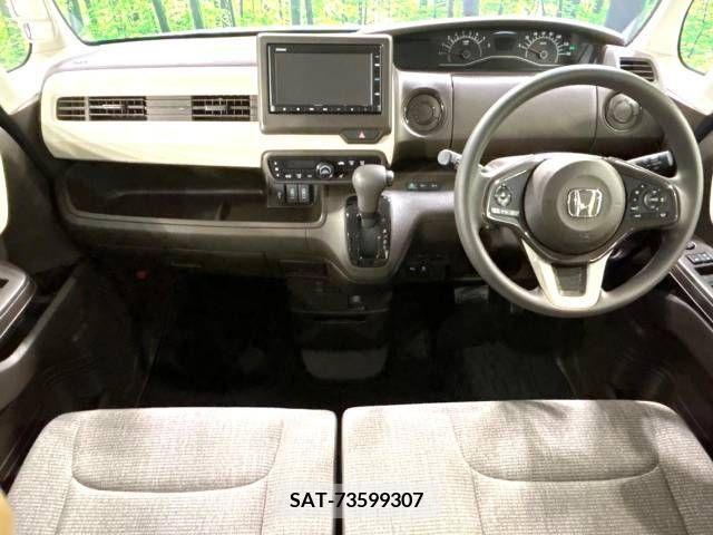 Honda N BOX 2021-04 215044-1