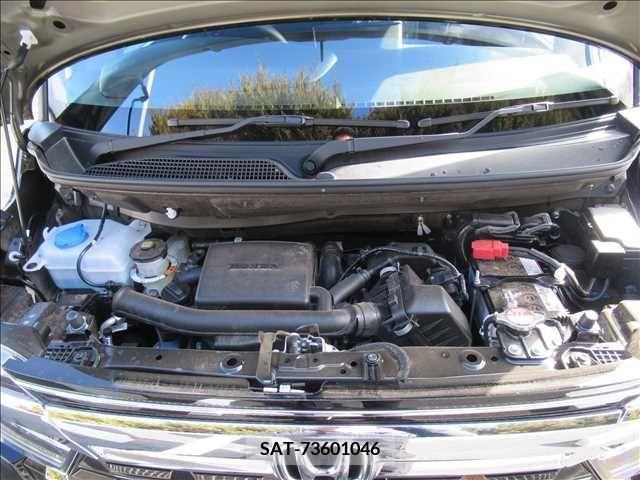 Honda N BOX CUSTOM 2023-01 307437-18
