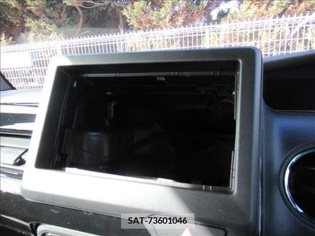 Honda N BOX CUSTOM 2023-01 307437-9