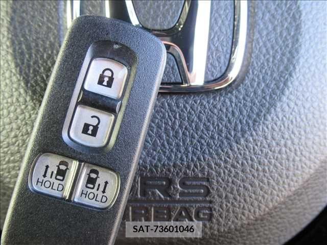 Honda N BOX CUSTOM 2023-01 307437-8
