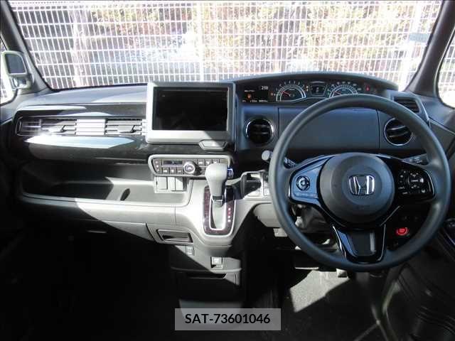 Honda N BOX CUSTOM 2023-01 307437-7