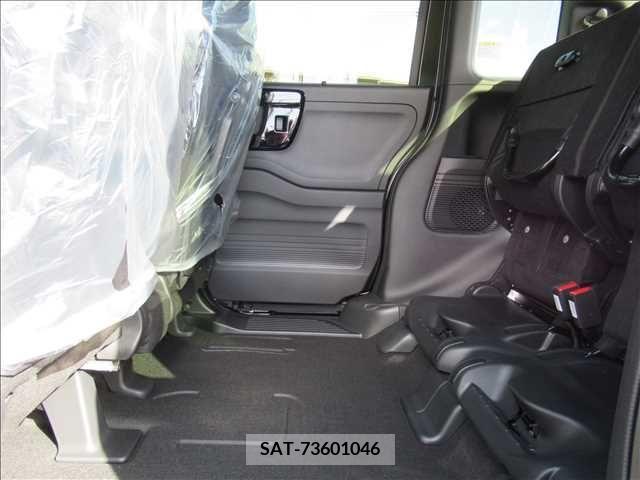 Honda N BOX CUSTOM 2023-01 307437-14