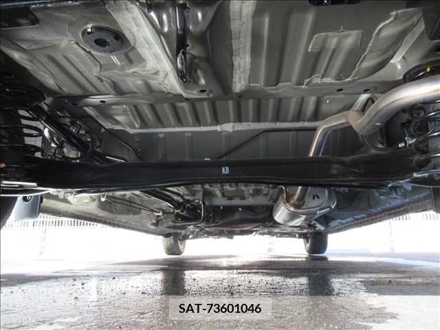 Honda N BOX CUSTOM 2023-01 307437-19