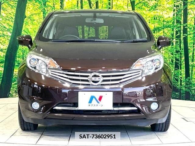 Nissan NOTE 2014-11 352370-14