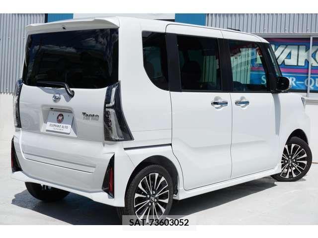Daihatsu TANTO CUSTOM 2022-10 208025-8