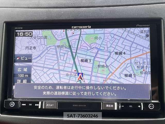 Suzuki SWIFT 2012-10 286608-4