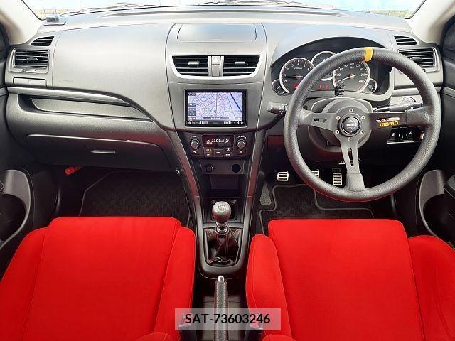 Suzuki SWIFT 2012-10 286608-1