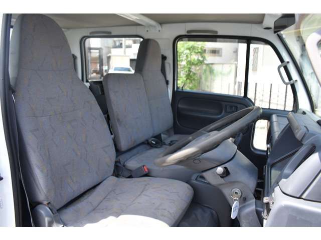 Nissan ATLAS 2003-03 18318-9