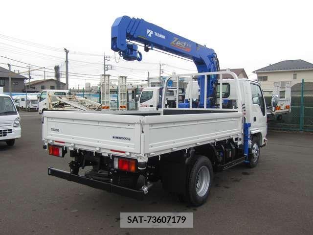 Mazda TITAN 2023-08 202505-4