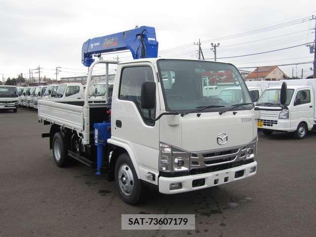 Mazda TITAN 2023-08 202505-2