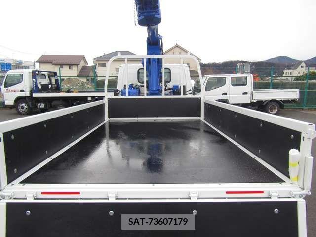 Mazda TITAN 2023-08 202505-7