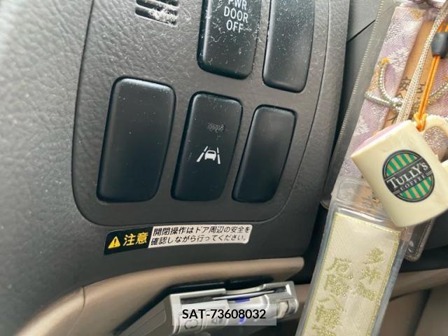 Toyota ALPHARD 2002-09 389063-20