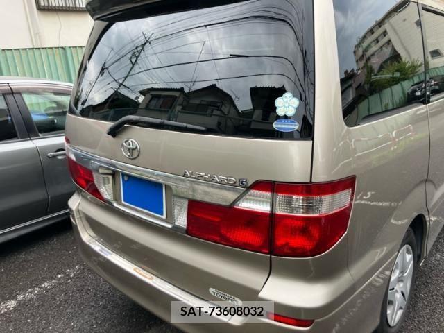 Toyota ALPHARD 2002-09 389063-4