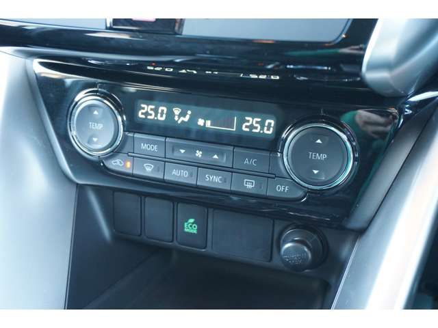 Mitsubishi ECLIPSE CROSS 2018-06 8137-11