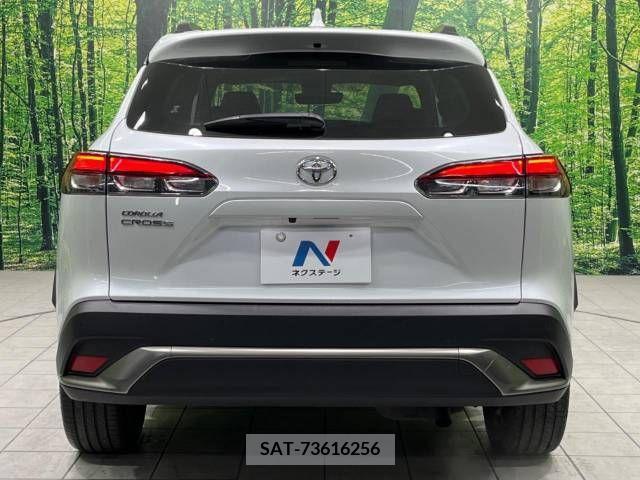 Toyota COROLLA CROSS 2021-12 221118-15
