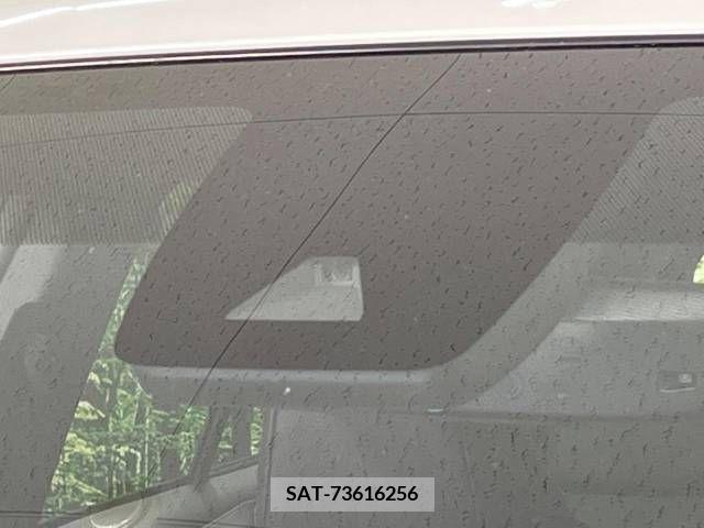 Toyota COROLLA CROSS 2021-12 221118-2